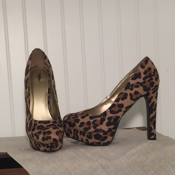 Mossimo Supply Co. Shoes - ✨FINAL PRICE! NWOT Leopard print heels!!✨